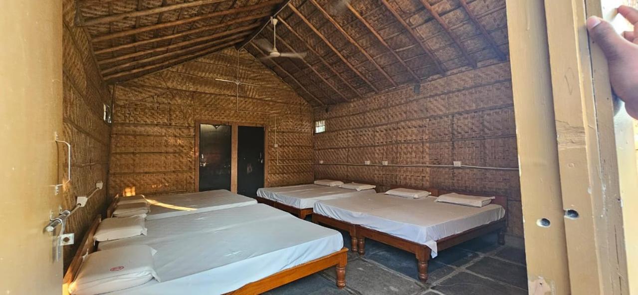 The King On The Rocks Resort Hampi Eksteriør billede